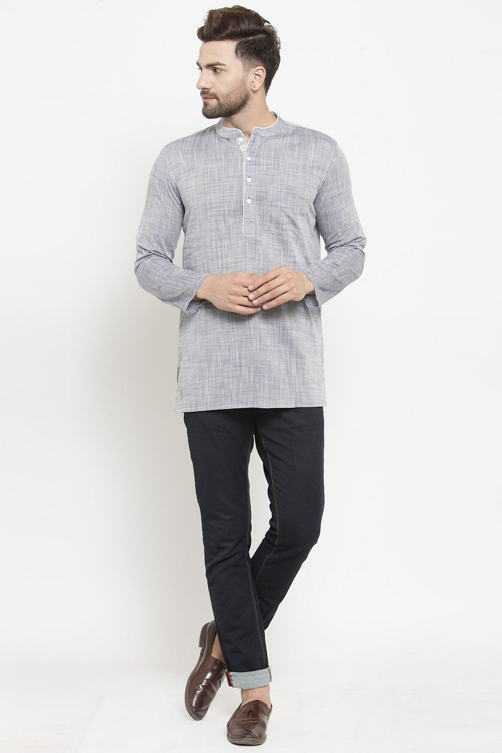 Men's Blended Cotton Short Kurta In Grey