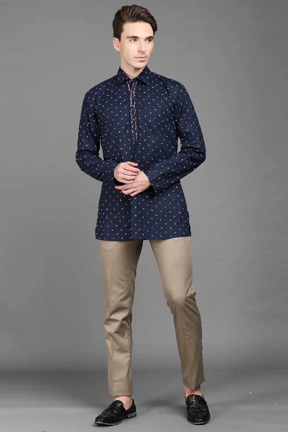 Men's Navy Blue Cotton Solid Full Sleeves Short Kurta