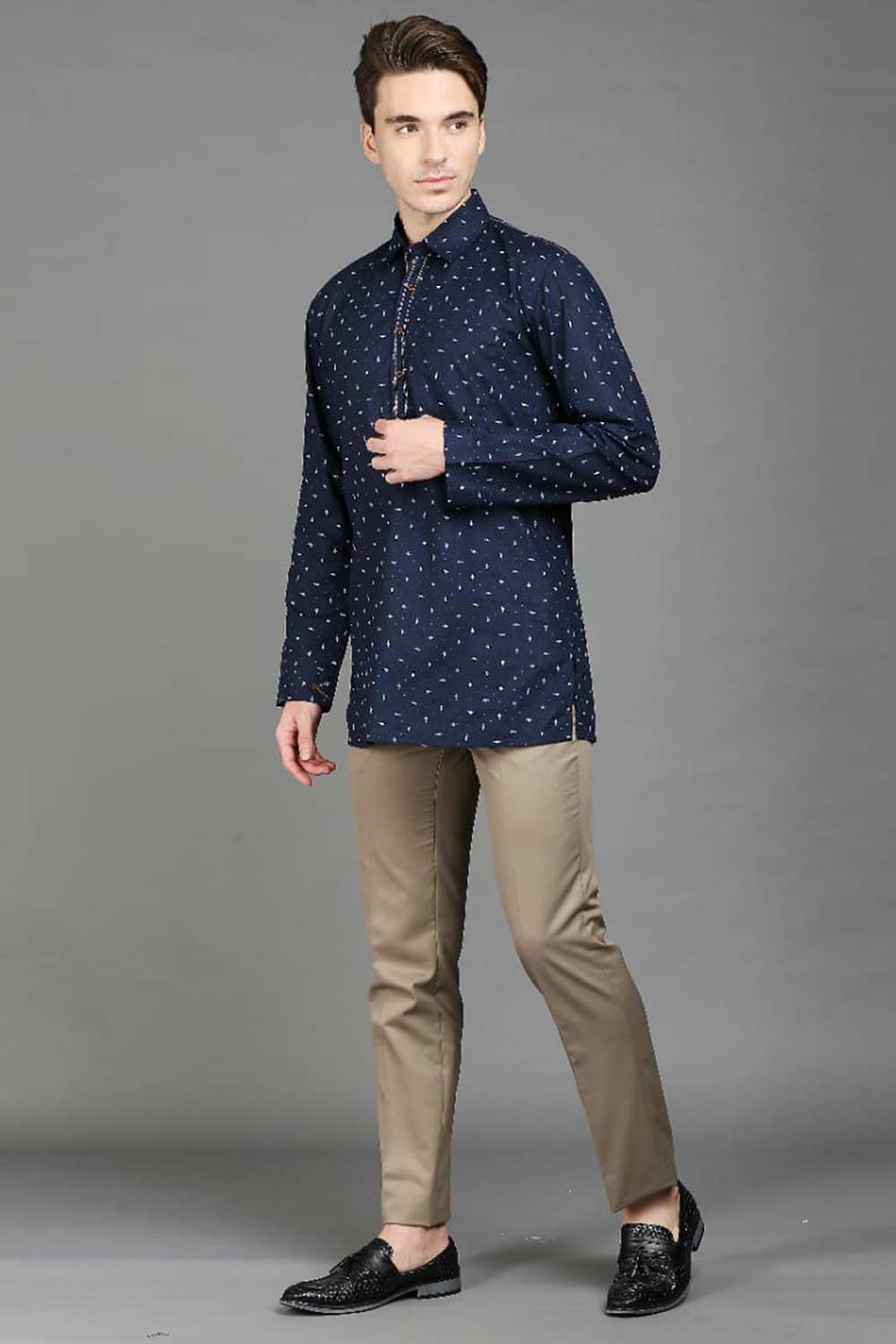 Men's Navy Blue Cotton Solid Full Sleeves Short Kurta