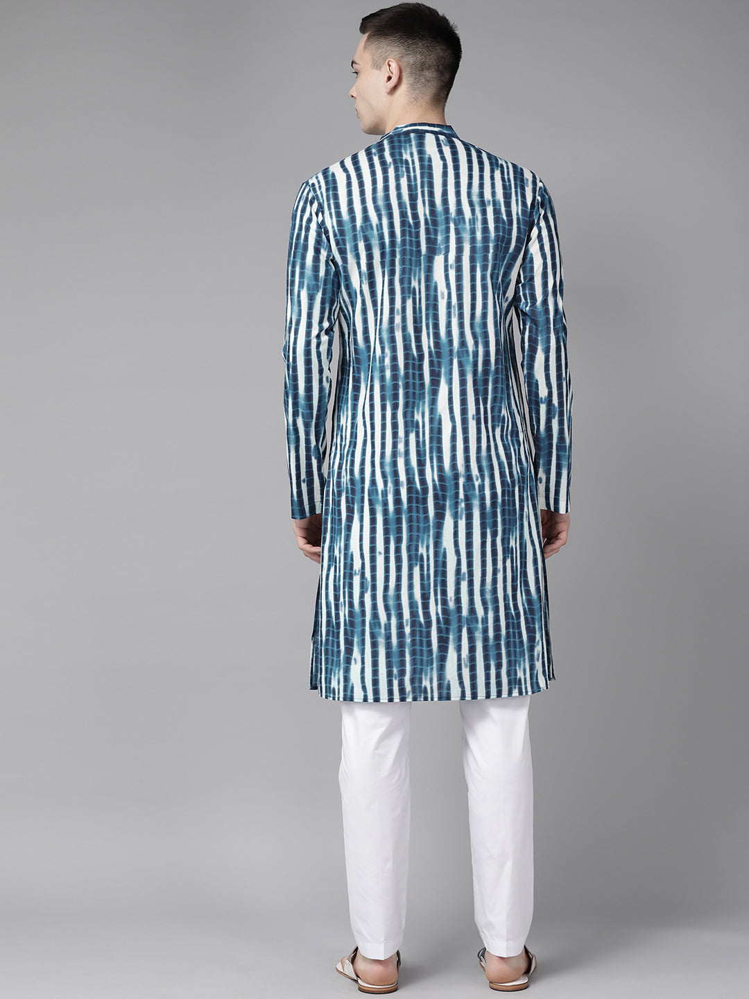 Buy Men's Blue Pure Cotton Printed Kurta Pajama Set Online - Front