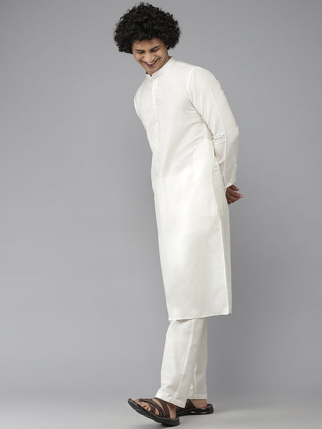 Buy Men's Off-White Silk Jacquard Woven Design Kurta Pajama Jacket Set Online - Back