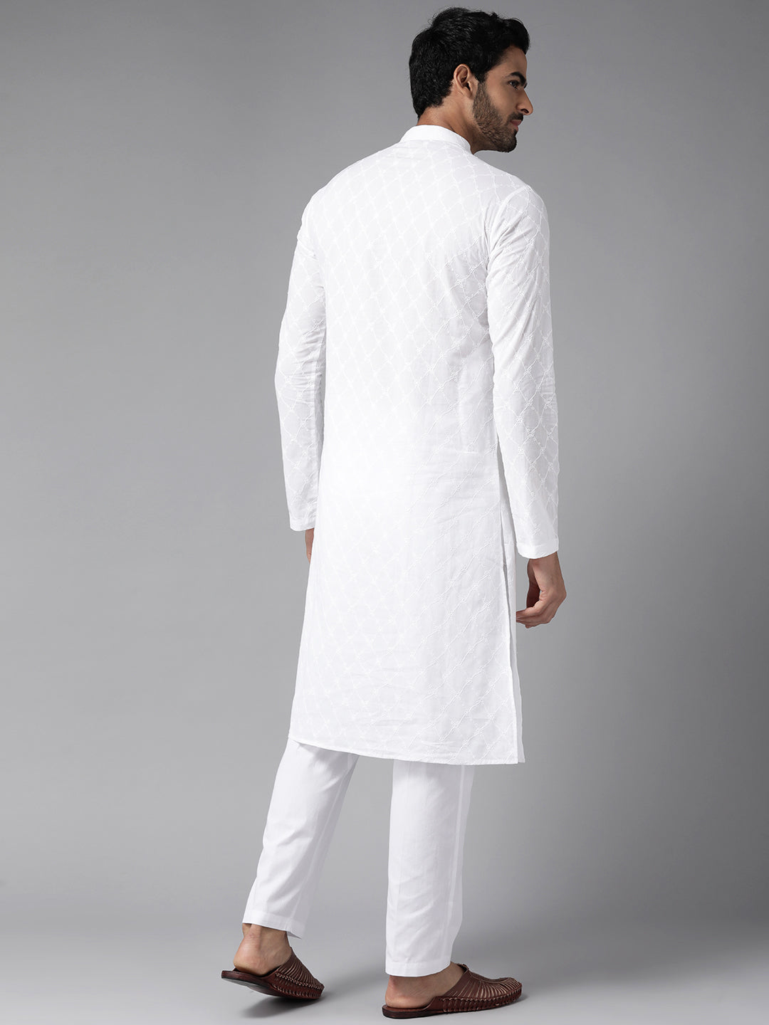 Buy Men's White Cotton Chikankari Embroidered Straight Kurta Online - Front