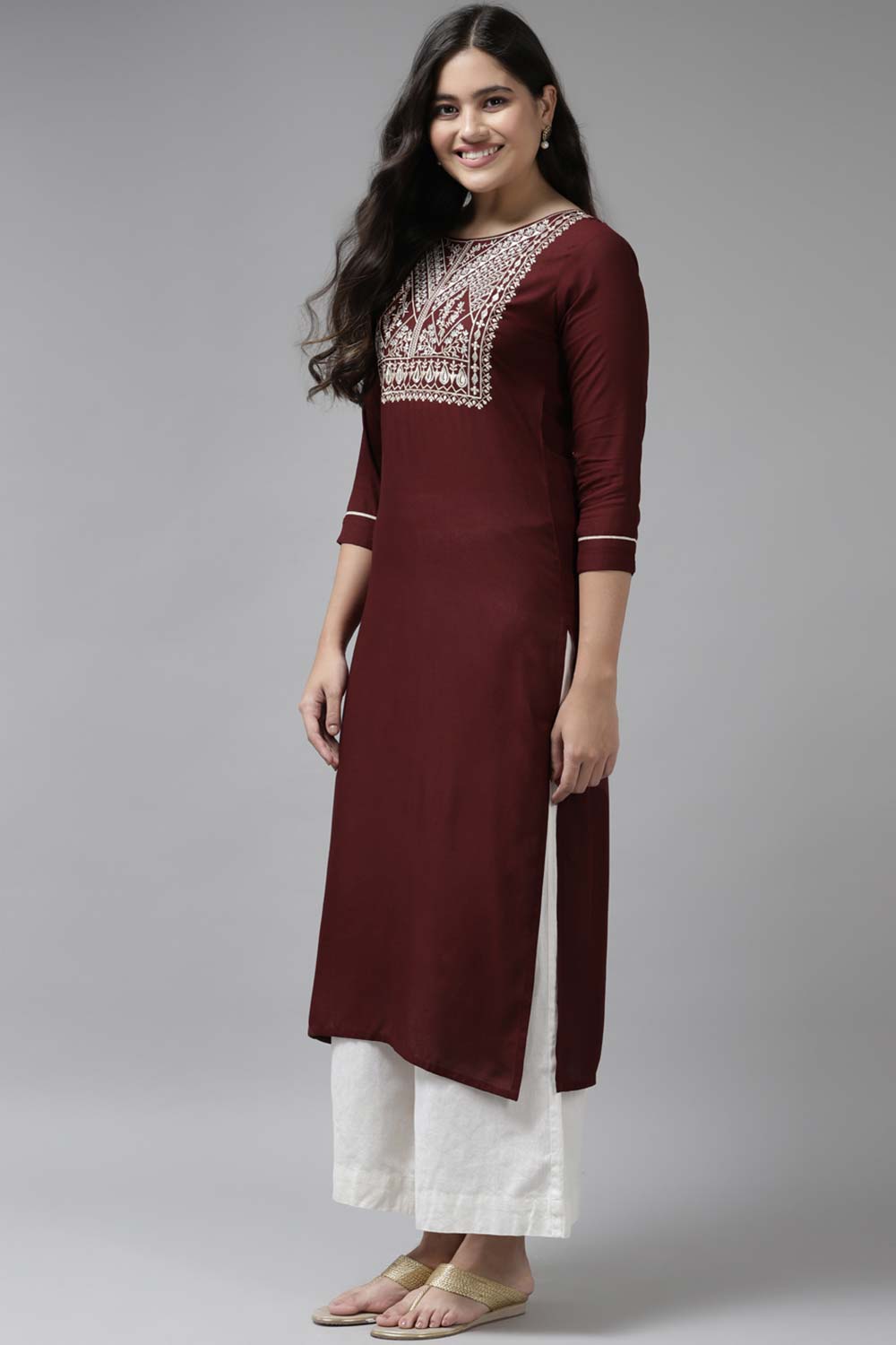 Maroon Viscose Rayon Embroidered Kurta