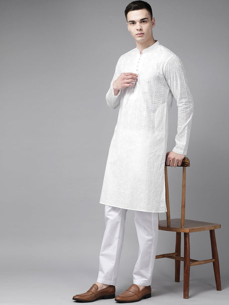 Buy Men's White Cotton Chikankari Embroidered Straight Kurta Online - Back
