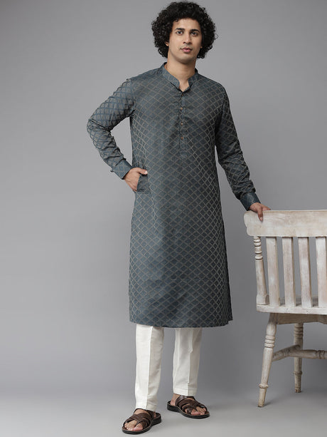 Buy Men's Green Pure Cotton Woven Design Kurta Pajama Set Online