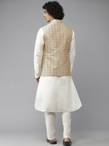 Buy Men's Off-White Silk Jacquard Woven Design Kurta Pajama Jacket Set Online - Zoom In