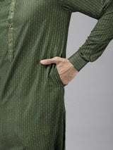 Buy Men's Green Cotton Woven Thread Work Straight Kurta Online - Side