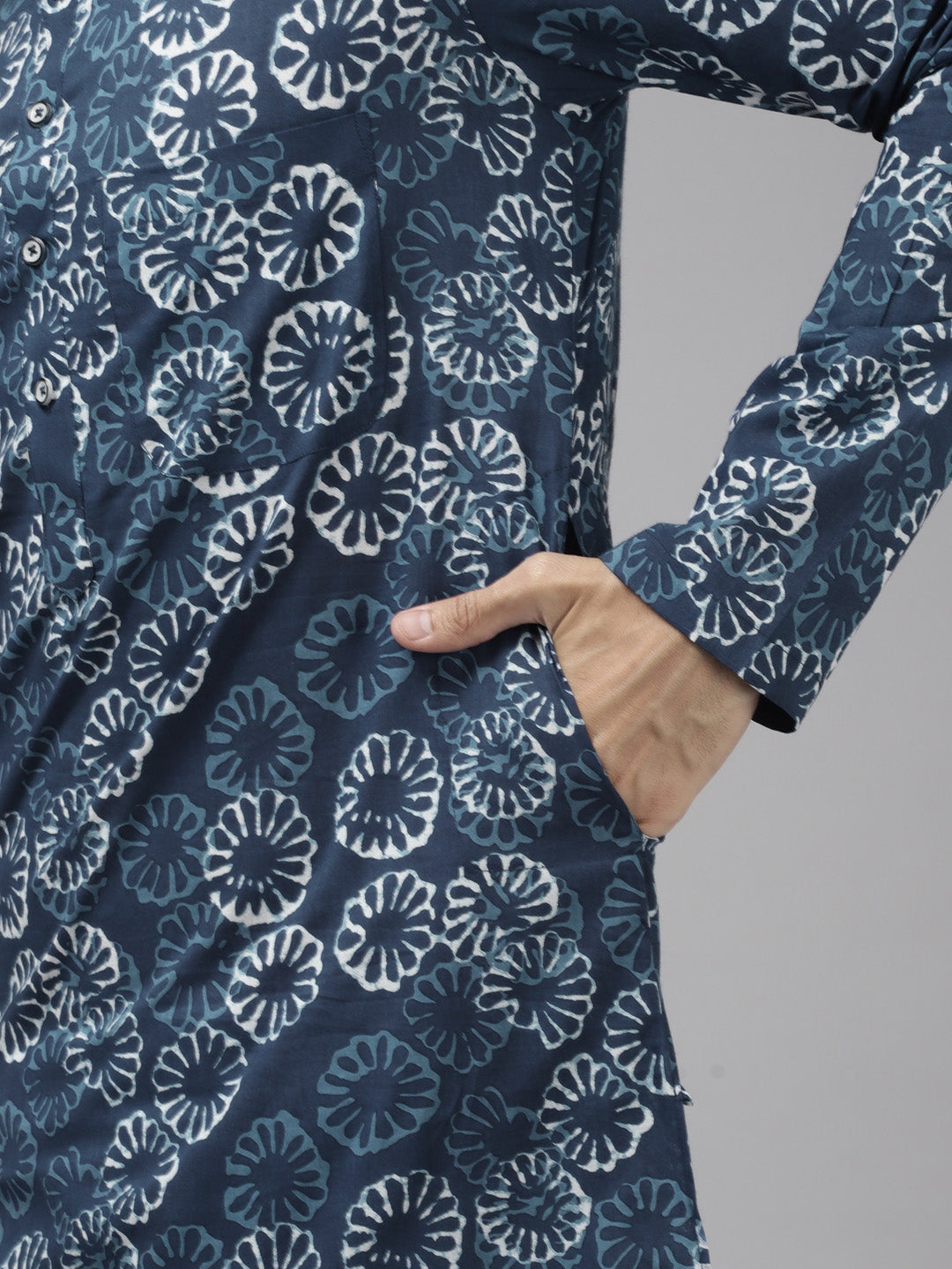 Buy Men's Blue Cotton Printed Kurta Pajama Set Online - Zoom In