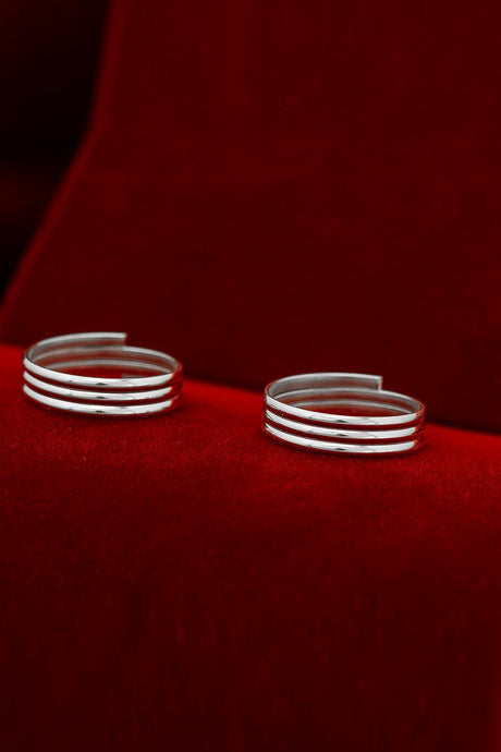 Buy Women's Alloy Toe Ring in Silver