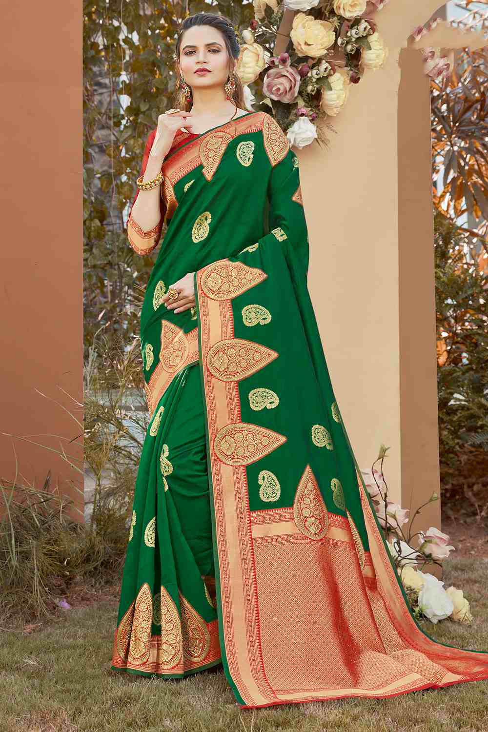 Buy Women's Silk Woven Saree in Green