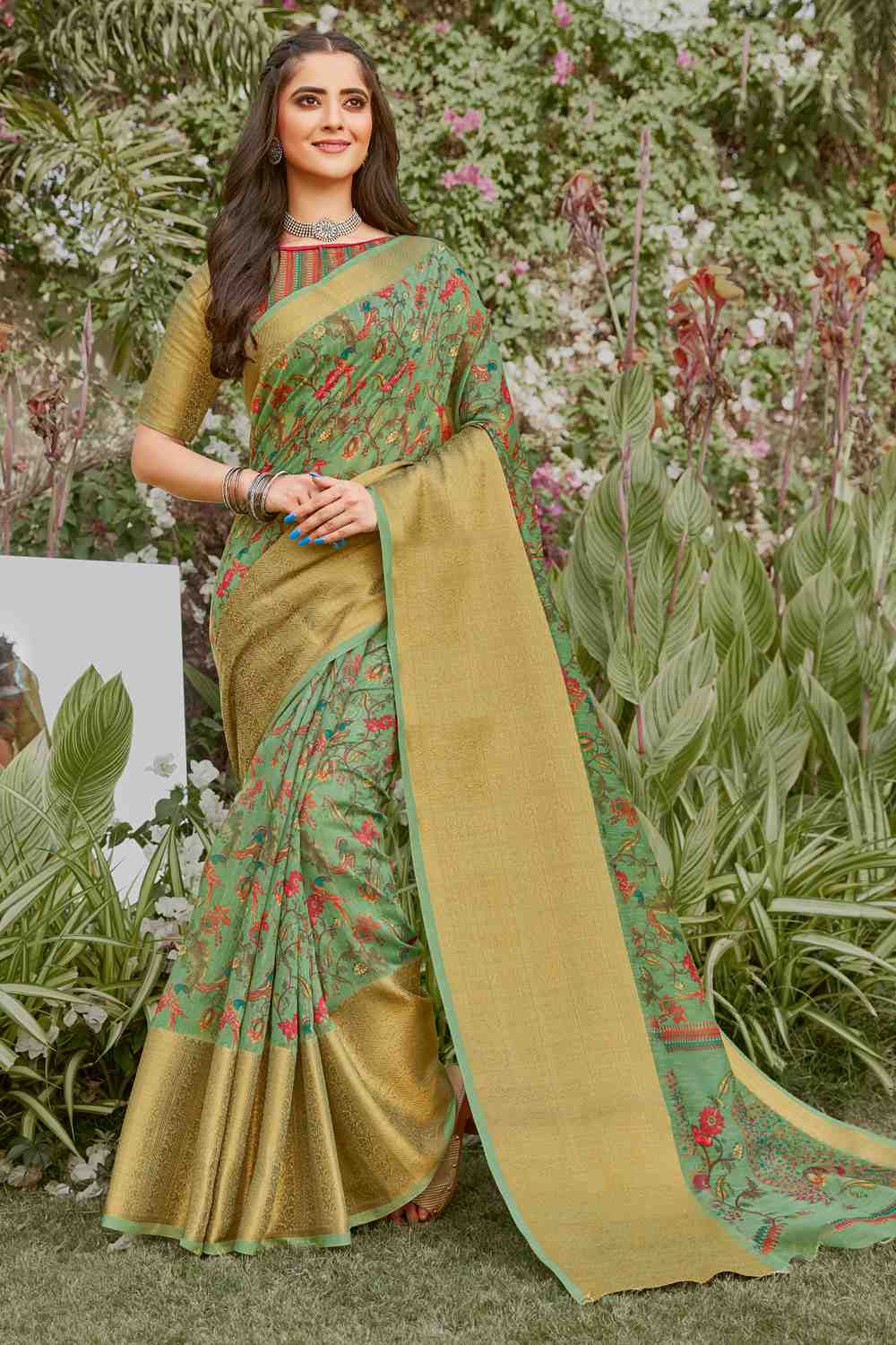 Buy Women's Linen Printed Saree in Mahendi