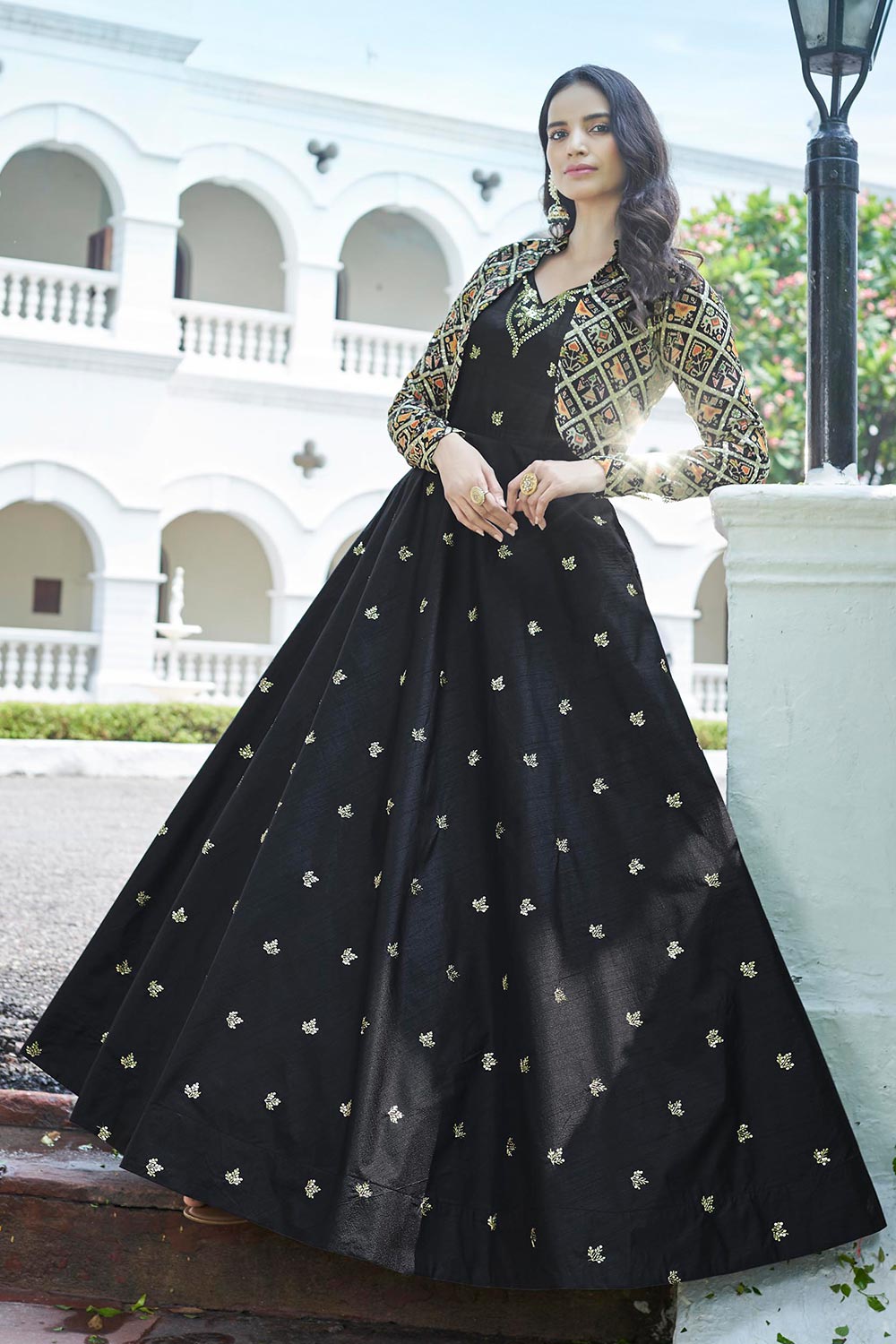 Black Cotton Thread And Sequins Embroidery Work Gown With Koti