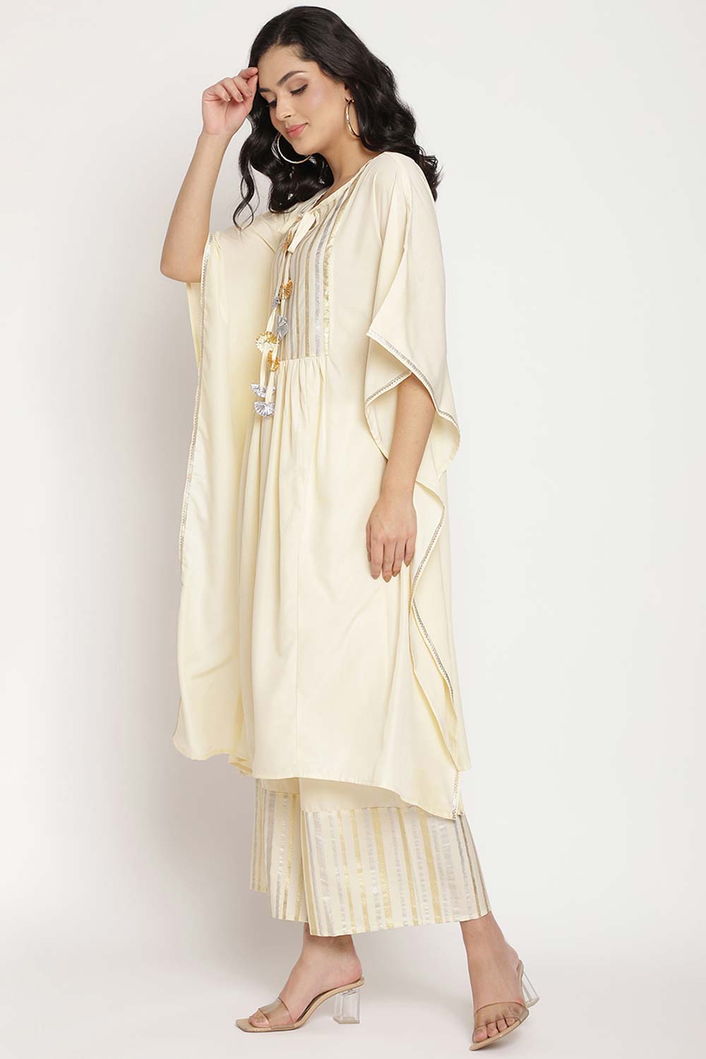 Buy Crepe Foil Printed Kurta Set in Off White Online - Front