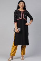 Crepe Solid Kurta With Jacket In Black