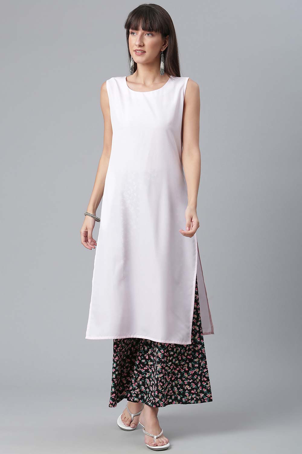 Buy Crepe Solid Kurta Set in Pink Online - Side