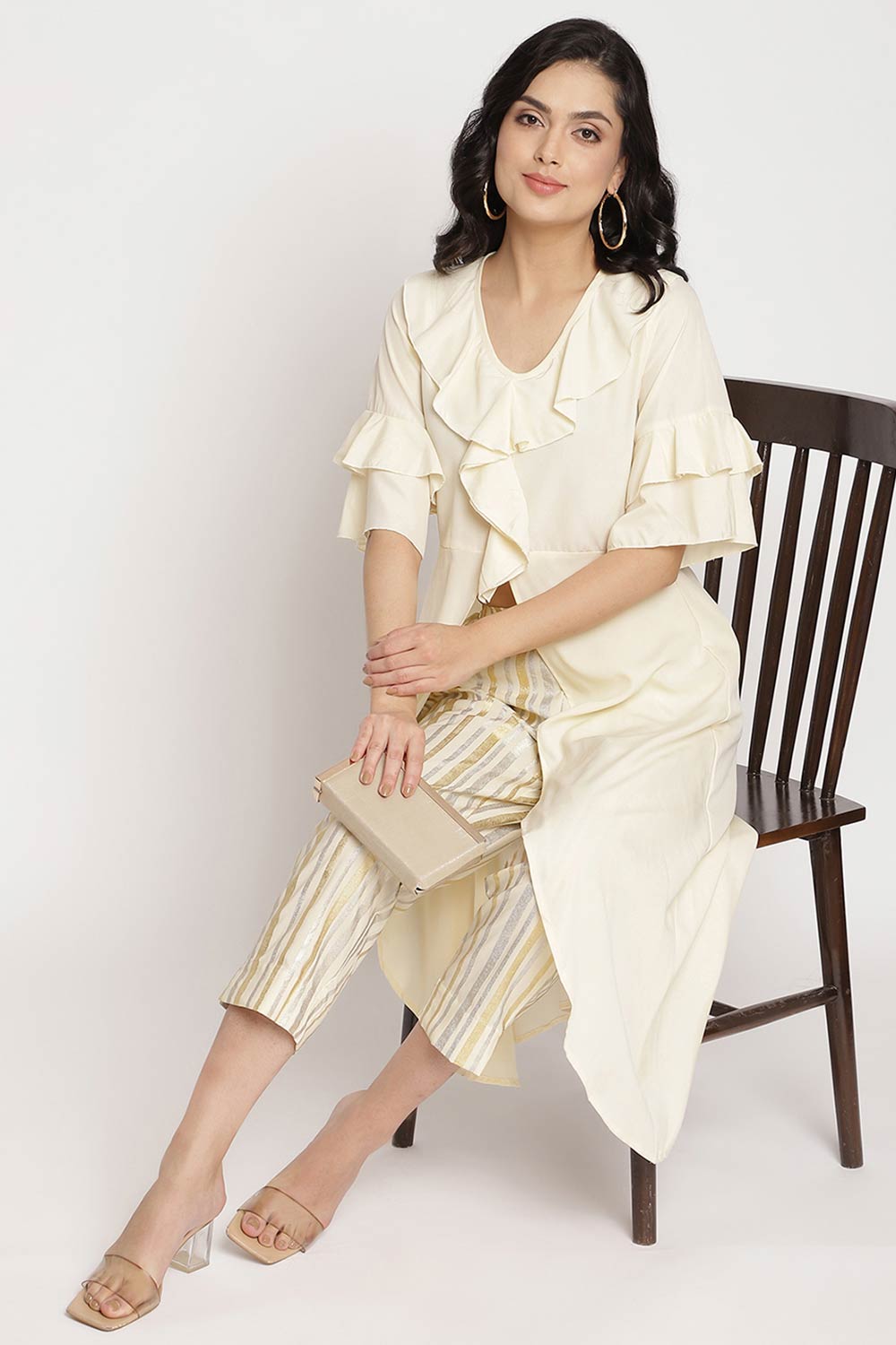 Women Off White Layered Kurti With Trousers