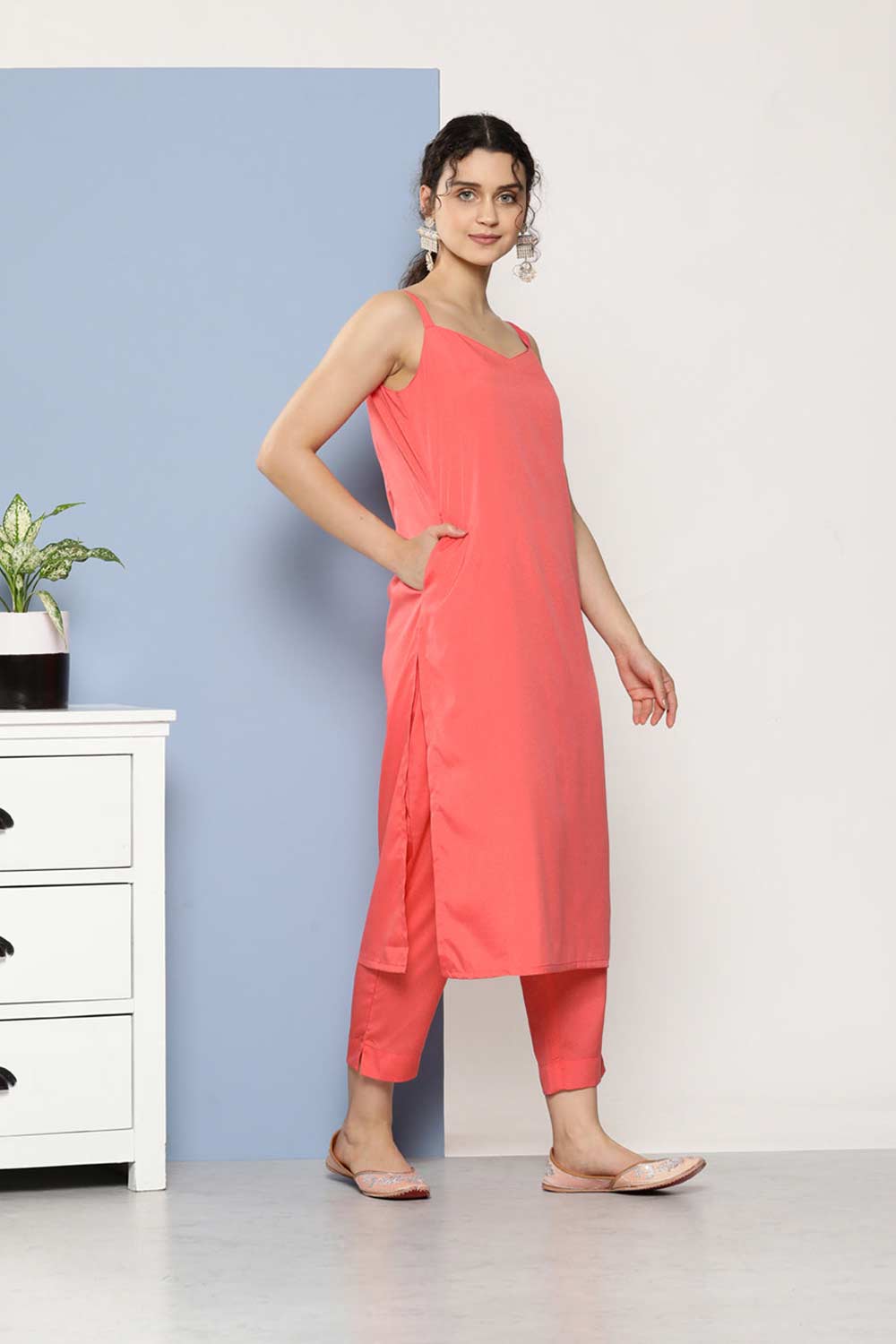 Buy Pink Poly Crepe Solid Kurta Trousers Set Online