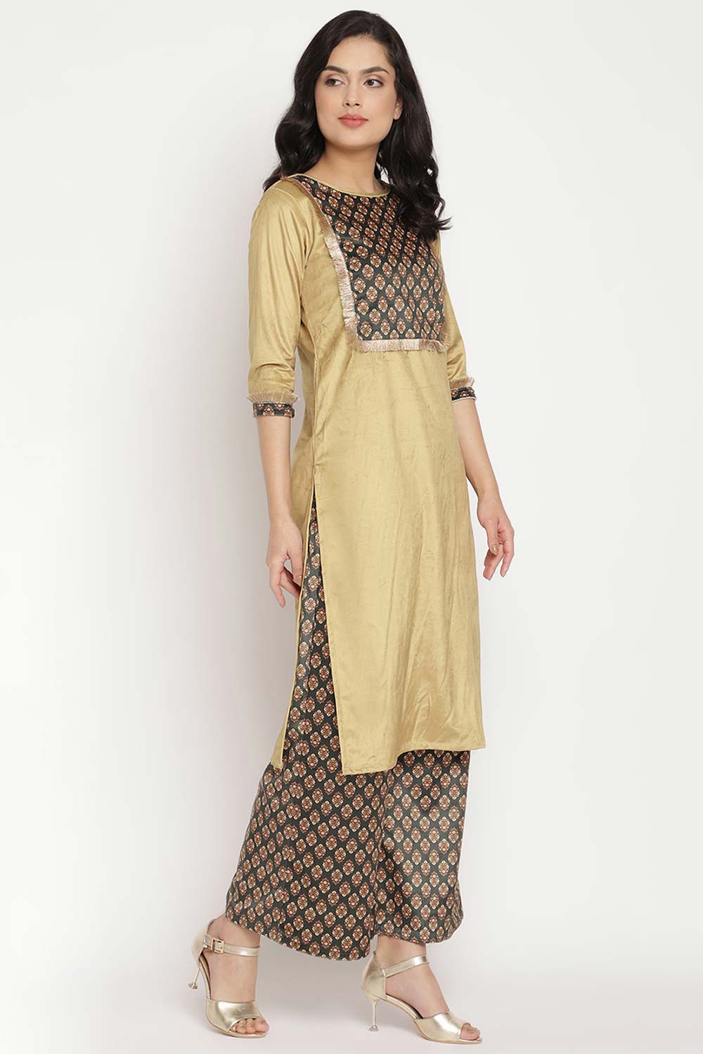 Buy Velvet Foil Print Kurta Set in Mustard - Back