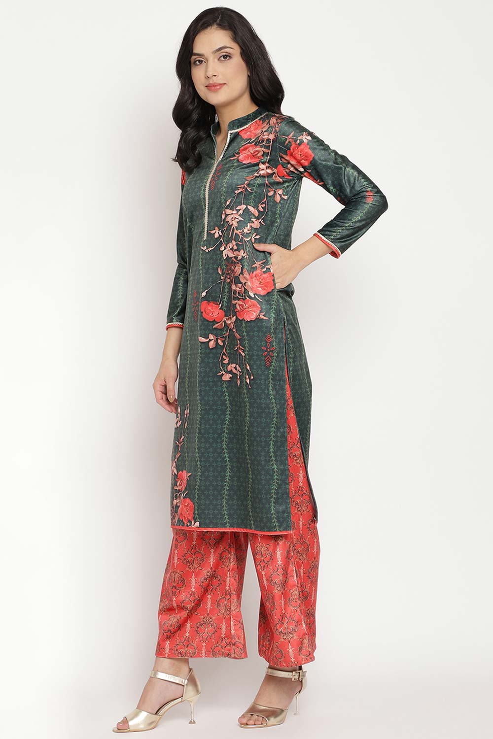 Buy Velvet Foil Print Kurta Set in Dark Green - Back