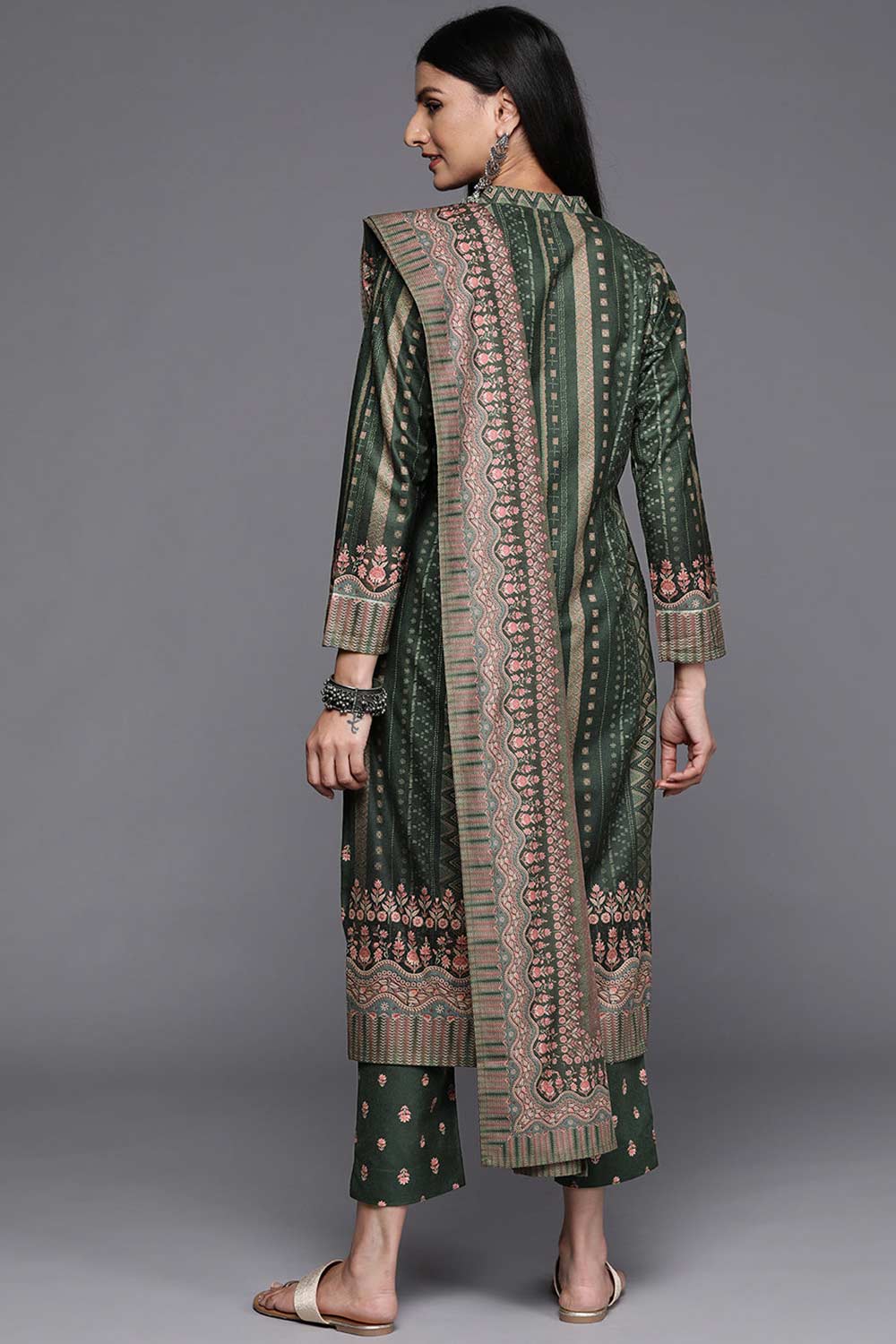 Buy Green Velvet Printed Kurta Trousers Set With Dupatta Online