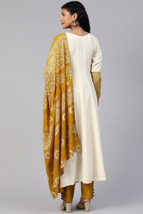 Crepe Solid Kurta Set In Cream