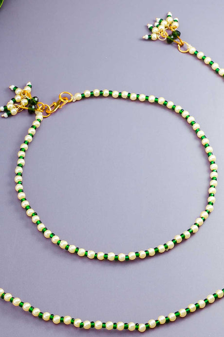 Off White And Green Small Bead Anklets