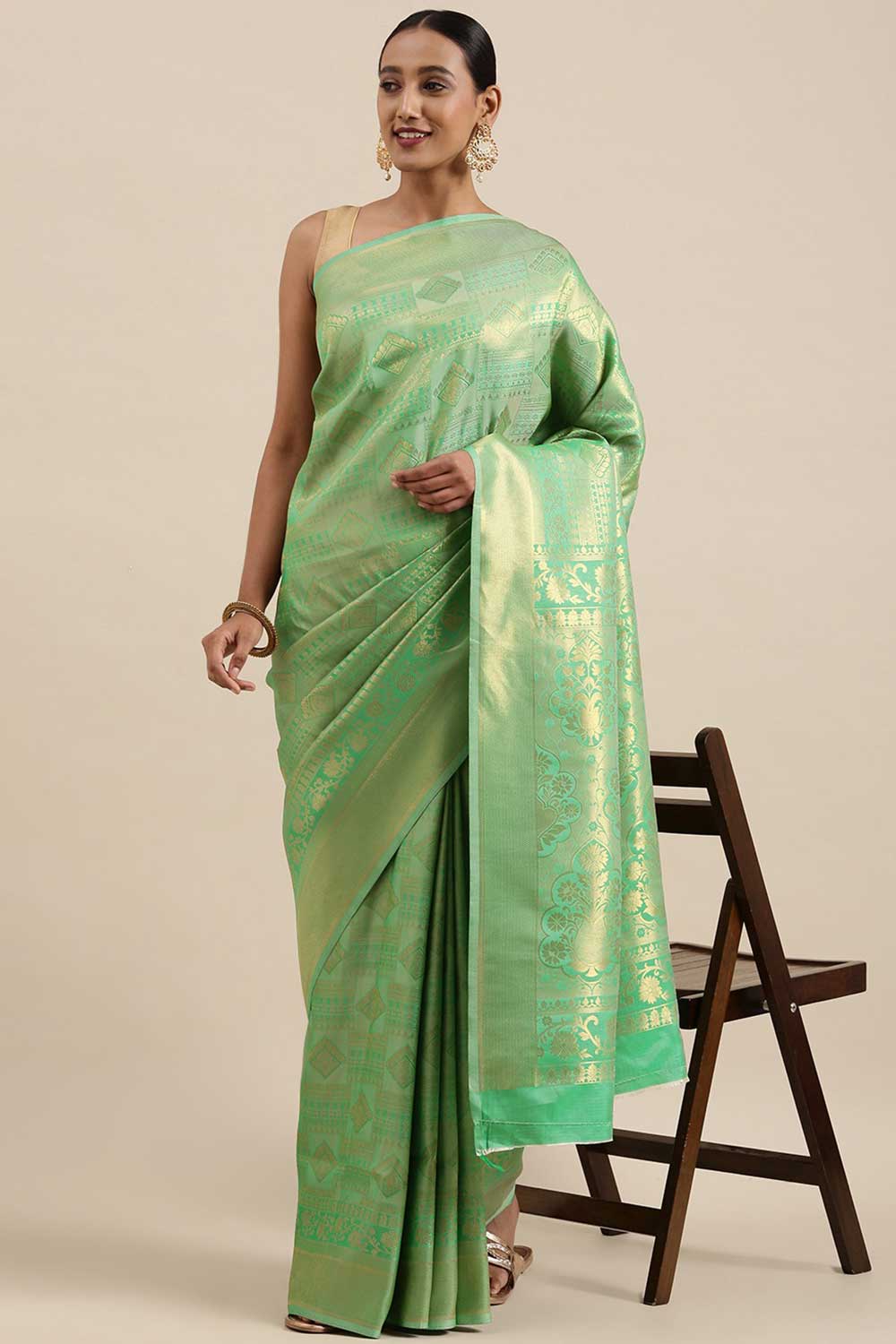 Kanjivaram Litchi Silk Woven Saree In Light Green