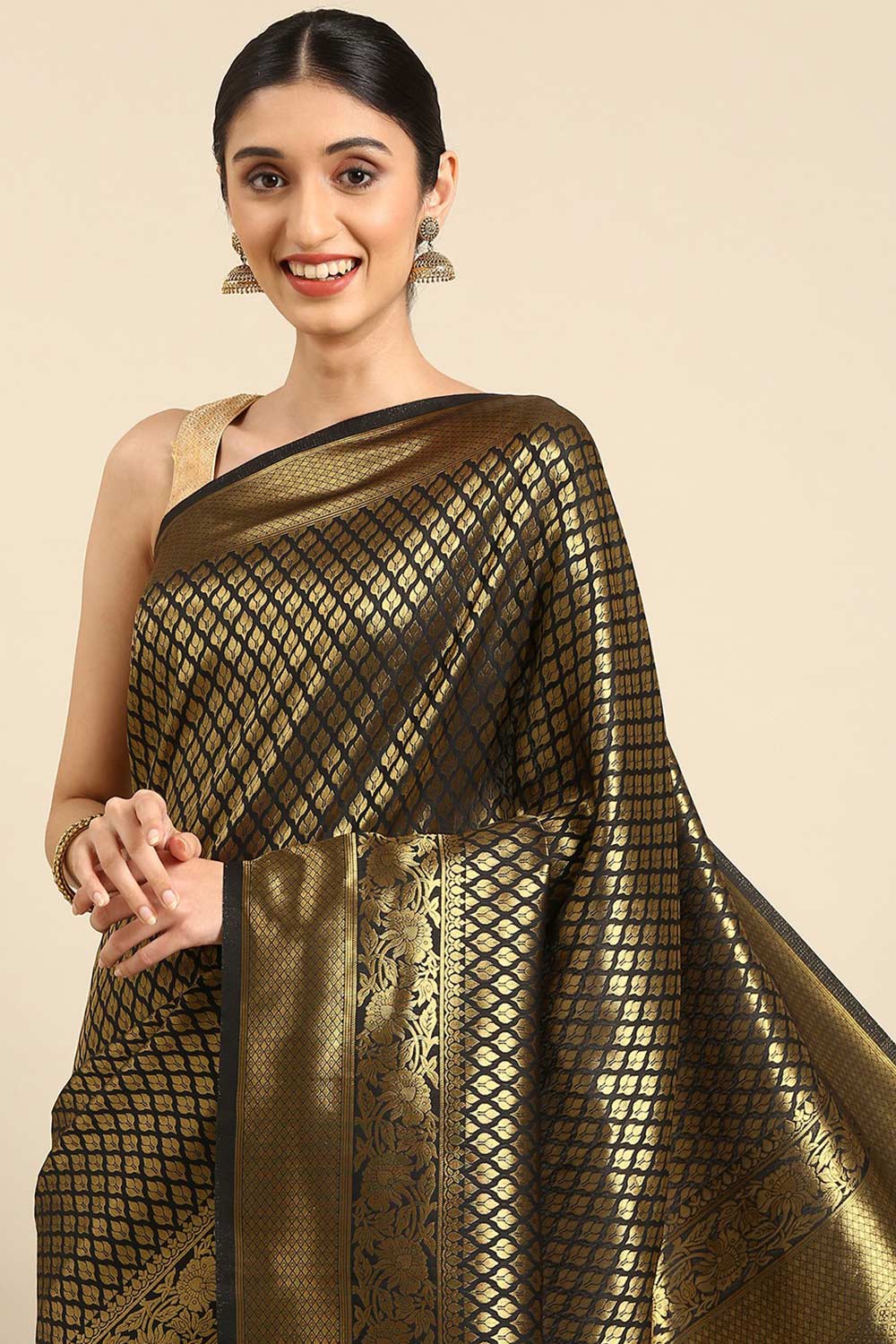 Buy Vine Kanjeevaram Silk Woven Saree Online