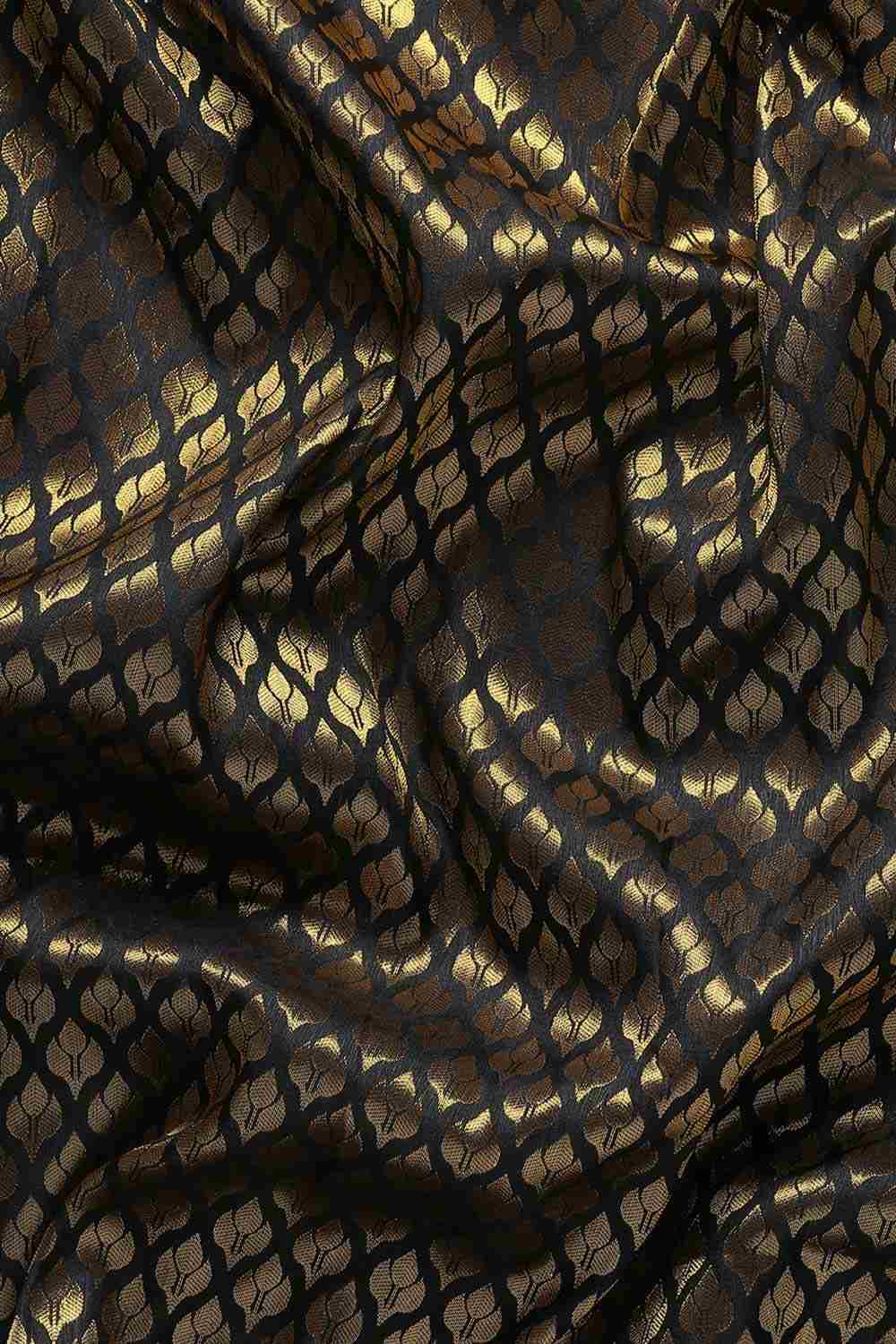 Buy Vine Kanjeevaram Silk Woven Saree Online