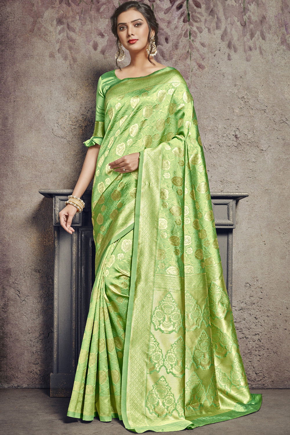 Art Silk Woven Saree In Light Green