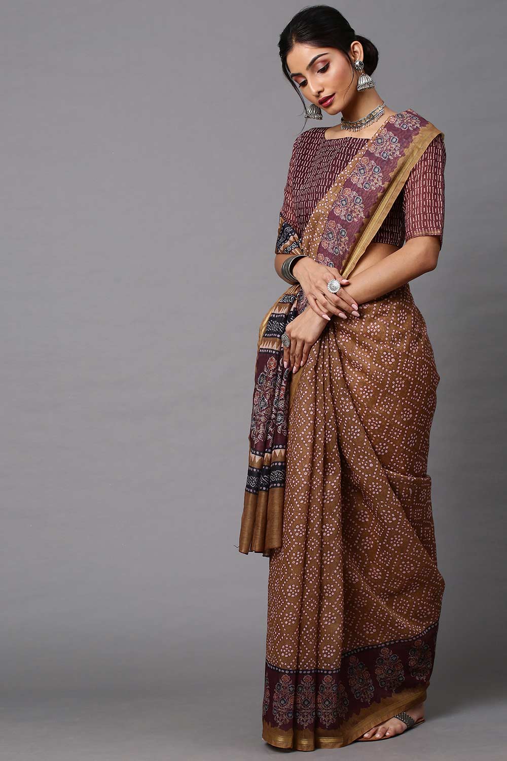 Beige Linen Blend Block Print Saree