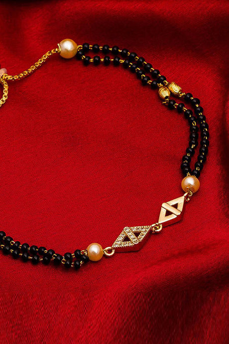Shop  Women's Alloy Bracelet in Gold Online 