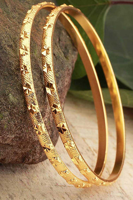 Buy Women's Copper Gold Plated Bangle Set in Gold Online - Back