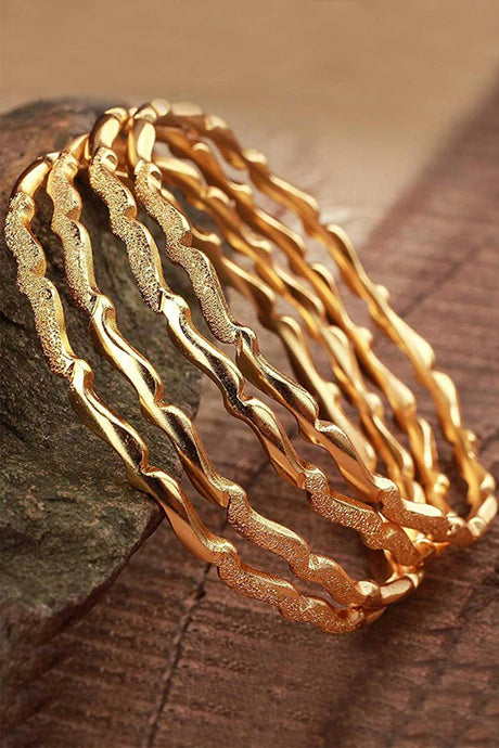 Buy Women's Copper Gold Plated Bangle Set in Gold Online - Back