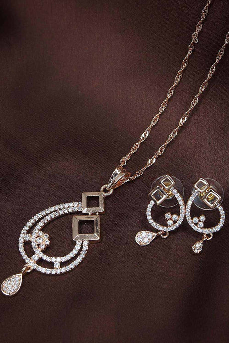Buy Women's Alloy American Diamond and CZ Zircon Chain Set in Gold