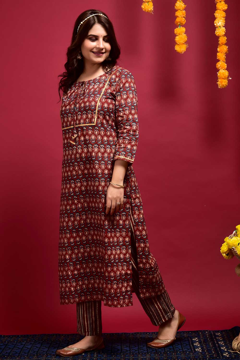 Buy Cotton Printed Kurta Set in Maroon - Side