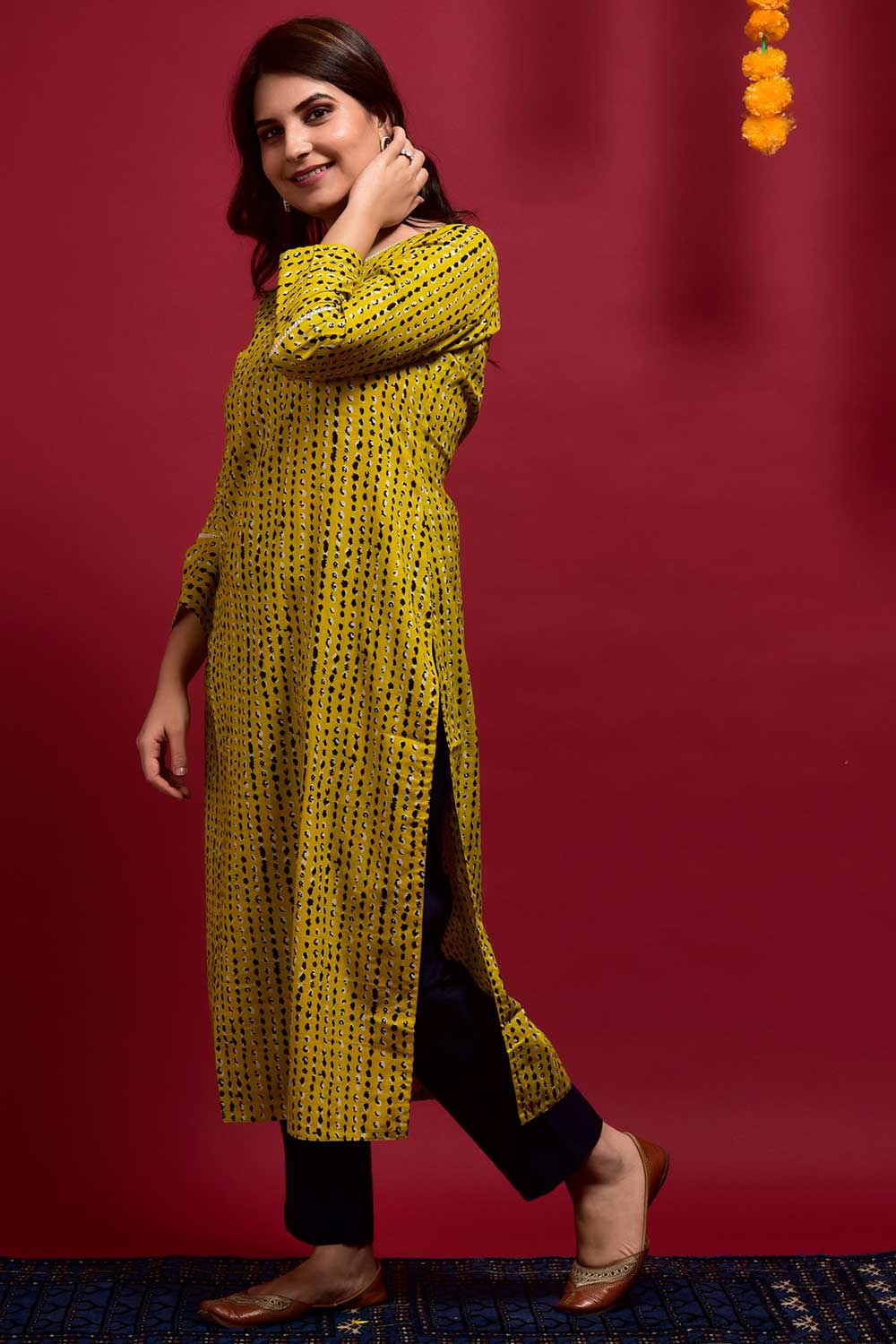 Buy Cotton Printed Kurta Set in Yellow - Side