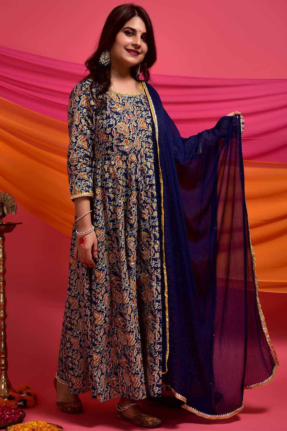 Buy Cotton Printed Kurta Set in Blue