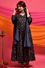 Buy Cotton Floral Print Kurta Set in Black - Back