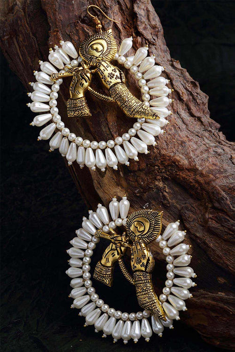 Gold And White Gold-Plated Pearls And Natural Stones Chandbali Earring