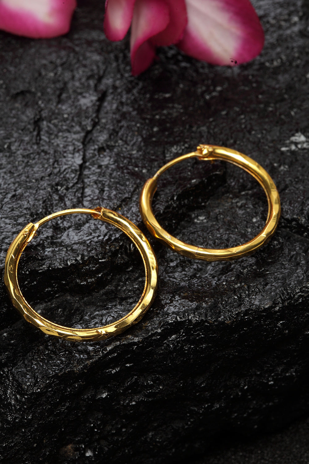 Women's Copper Hoop Earrings In Gold