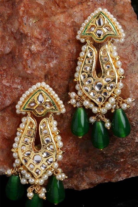 Green And White Gold-Plated Kundan And Pearls dangler Earring