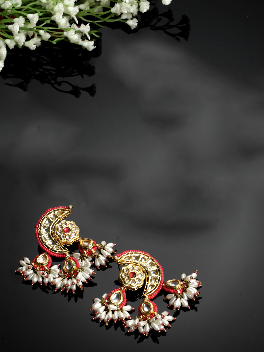 Red And White Gold-Plated Kundan And Pearls Drop Earring