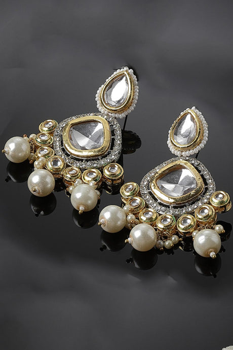 Gold And White Drop Earring With Kundan And American Diamonds