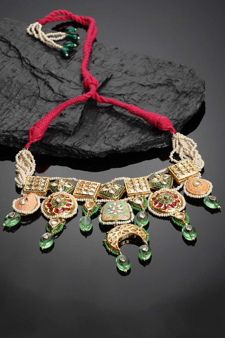 Green And White Kundan And Pearls Chokar Necklace