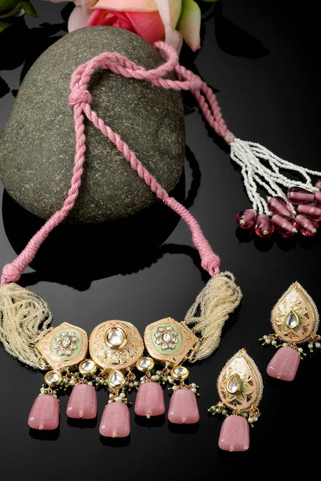 Pink And Peach Necklace With Earring Jewelry Set With Kundan And Pearls