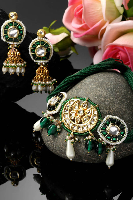 Green And Gold Necklace With Earring Jewelry Set With Kundan And Pearls