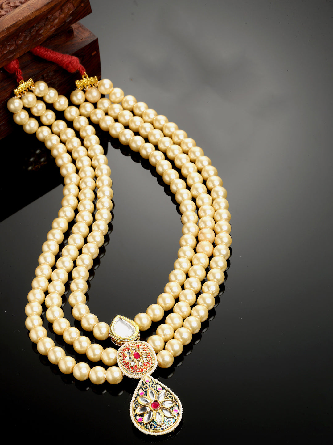 Red And Black Gold-Plated Kundan And Pearls Haar Necklace