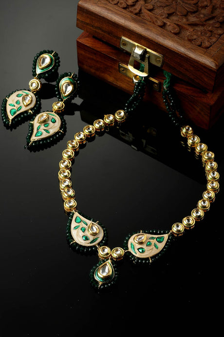 Green And Cream Necklace With Earring Jewelry Set With Kundan And Pearls