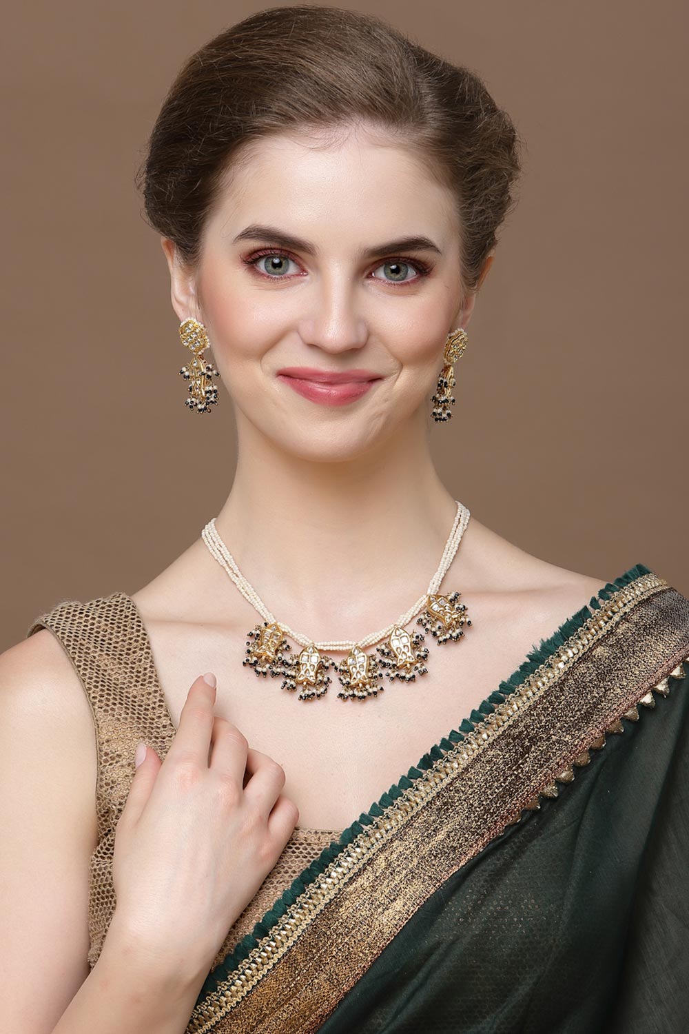 Green And Gold Necklace With Earring Jeweler Set Kundan And Pearls